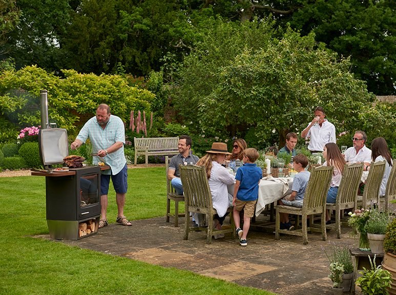 Chesneys HEAT 600 walled garden shot2 Chesneys HEAT 600 walled garden shot2