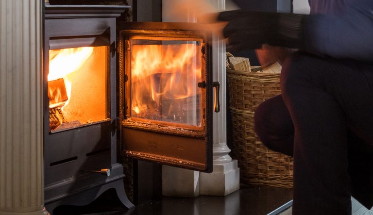 will-wood-burning-stoves-be-banned-in-the-uk-chesneys